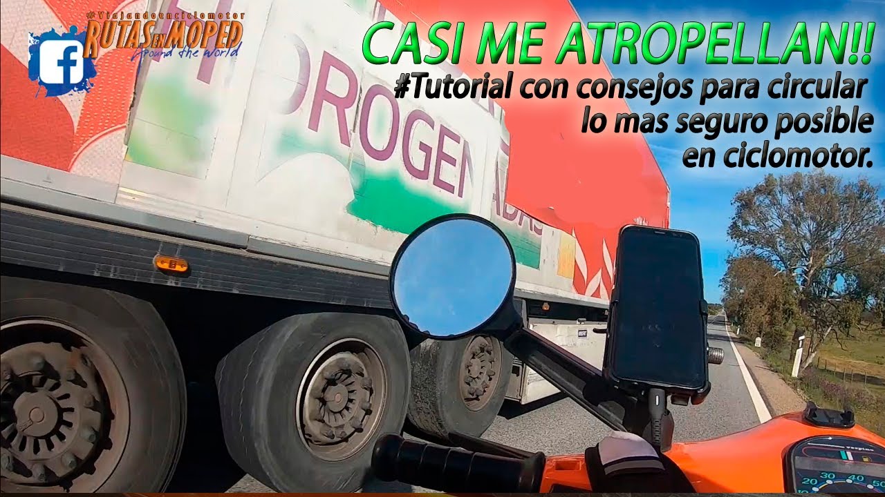un ciclomotor puede circular por una carretera convencional