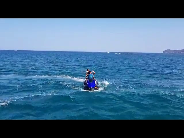 a que velocidad va una moto de agua