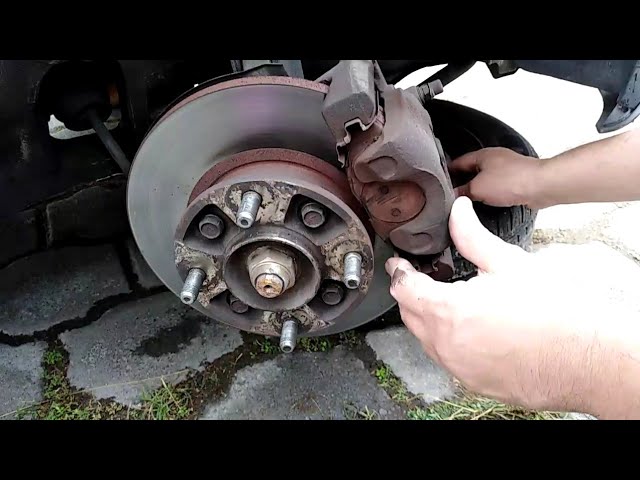 como cambiar pastillas de freno coche