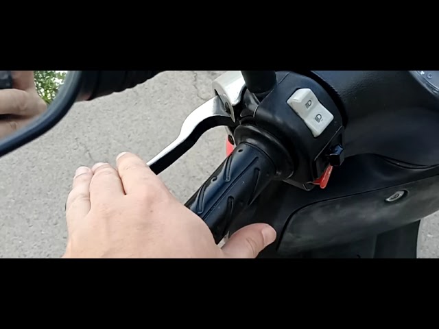 como arrancar una scooter sin pedal