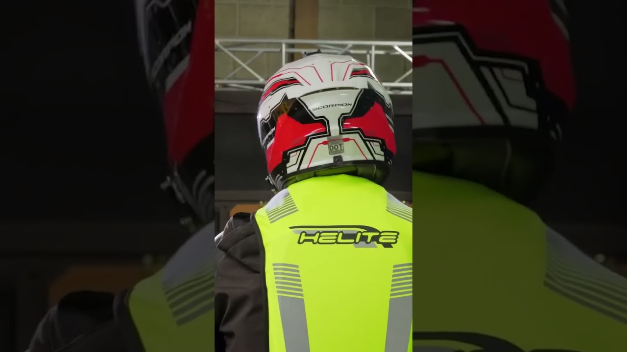 puede una motocicleta estar equipada con abs y airbag