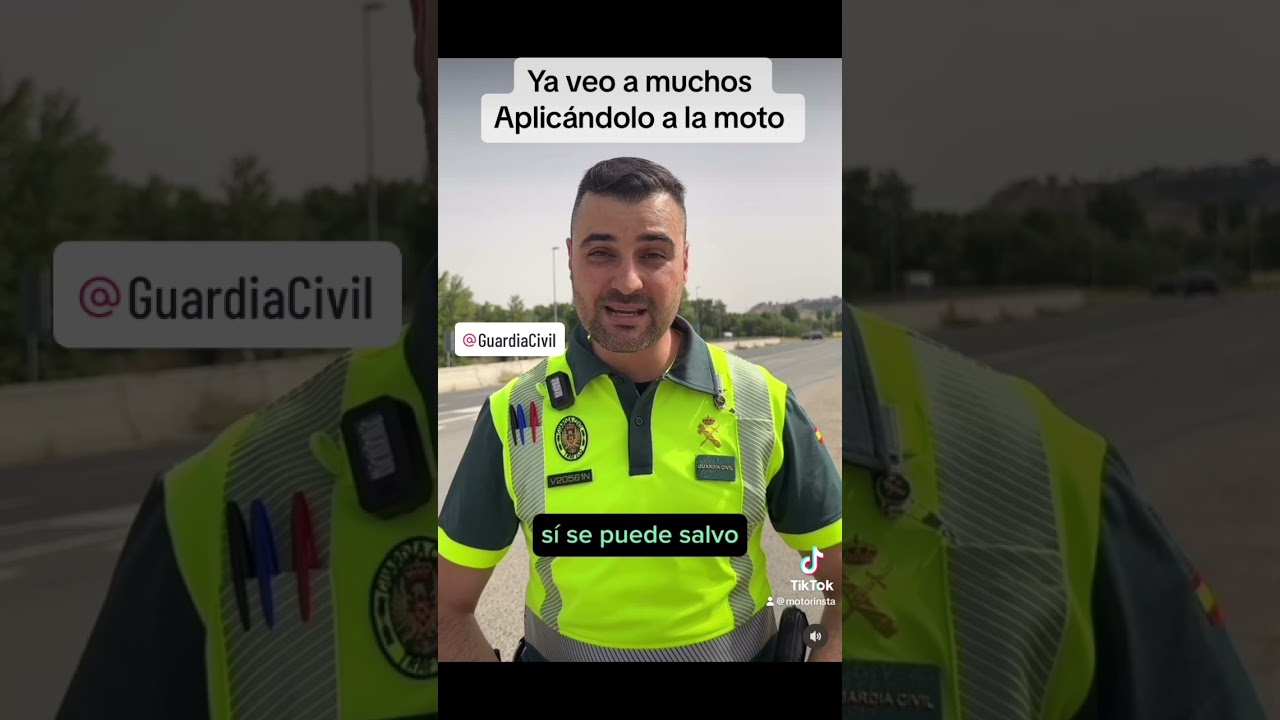 se puede conducir con chanclas en moto